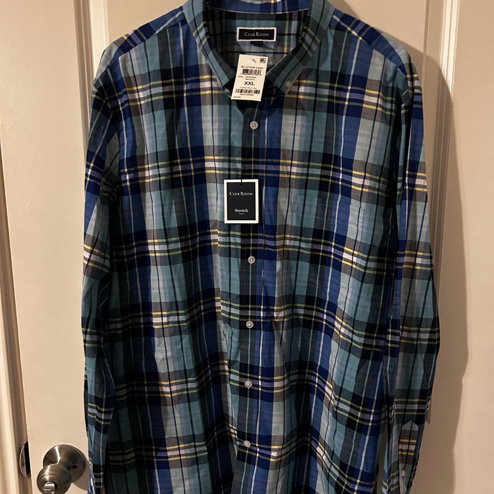 Button down - Picture 2 of 2
